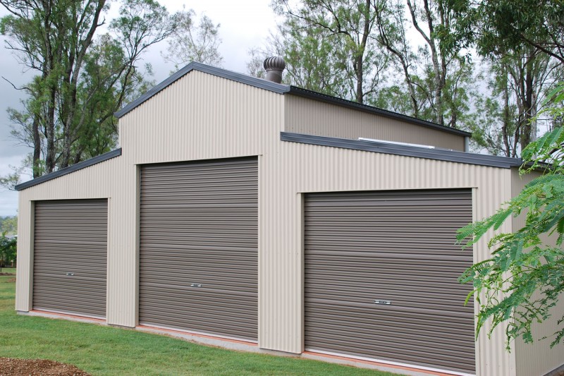 Colorbond barn shed with roof ventilator