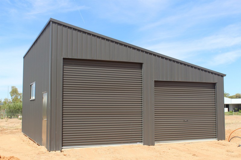 Large double skillion garage