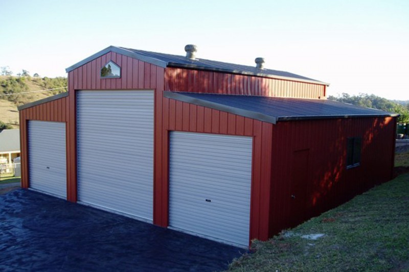 Manor red steel barn