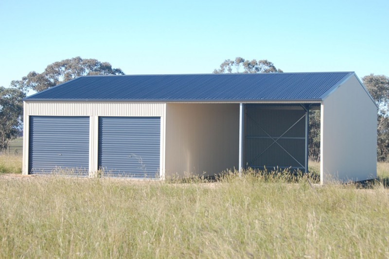 Open and enclosed workshop shed