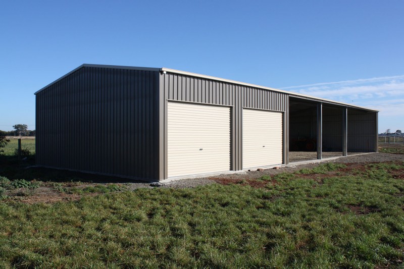 Open front farm shed with twin lock up garages