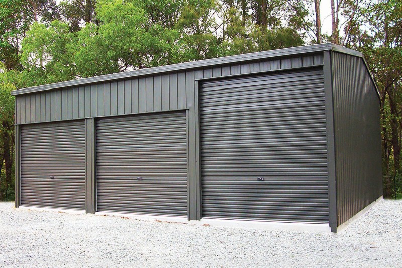 Triple garage with one larger door